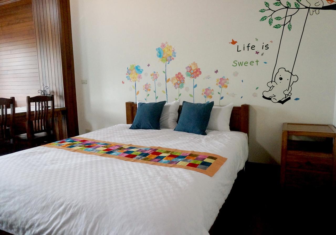 Tainan Yi Home Exteriör bild