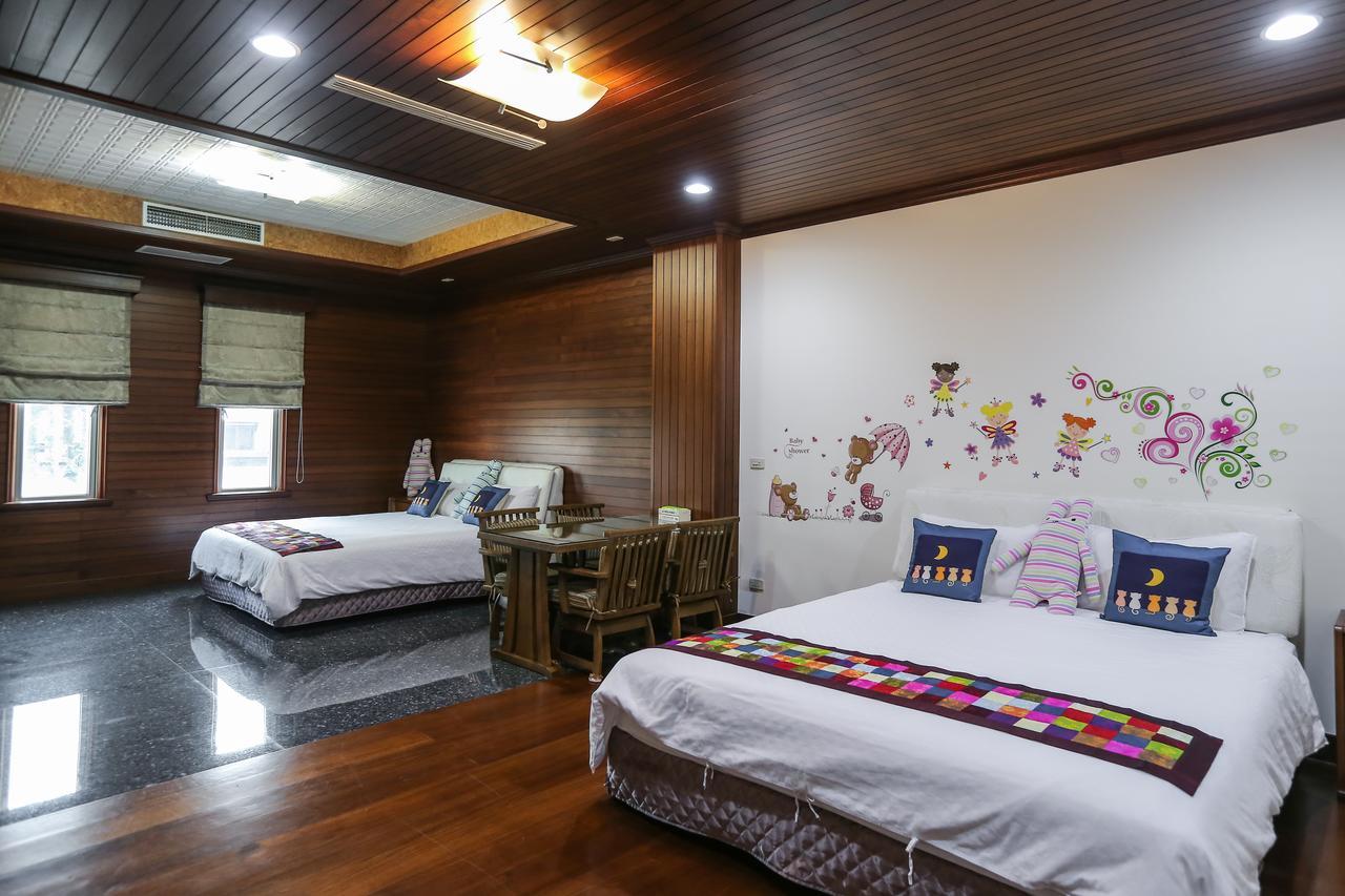 Tainan Yi Home Exteriör bild