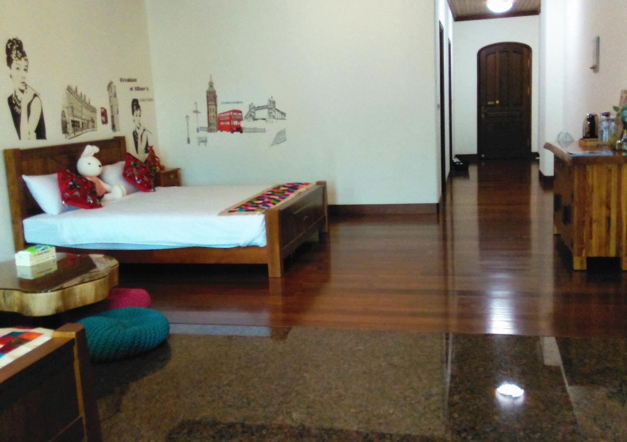 Tainan Yi Home Exteriör bild